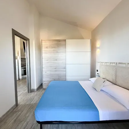 Stunning Sea View -wi-fi And Bbq 700m From The Sea Apartment